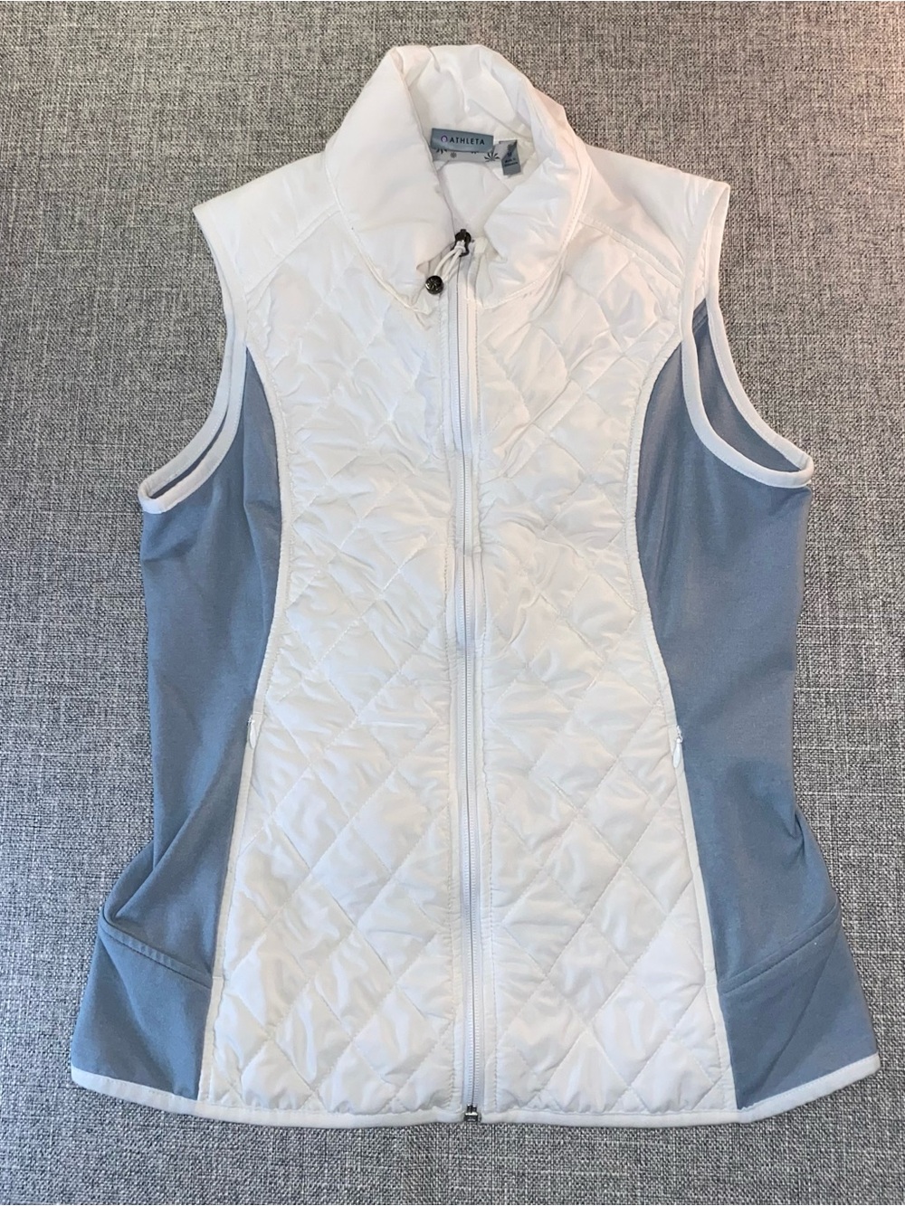 Athleta Upside Quilted Vest Full Zip Womenās White/Gray Lightweight Size Medium